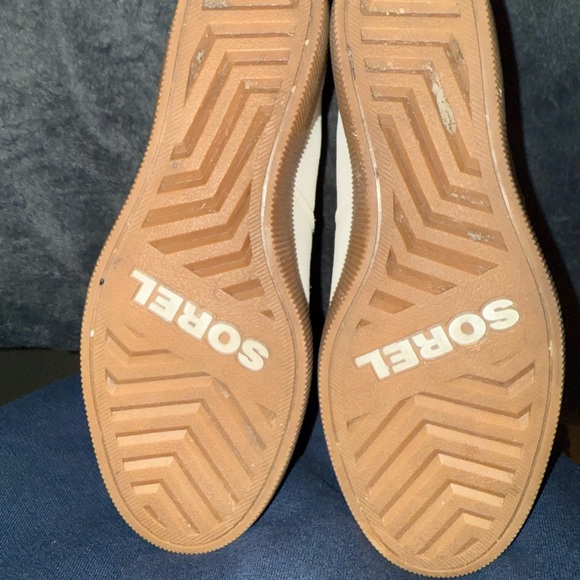 Sorel Cream Ankle Booties - Picture 7 of 7